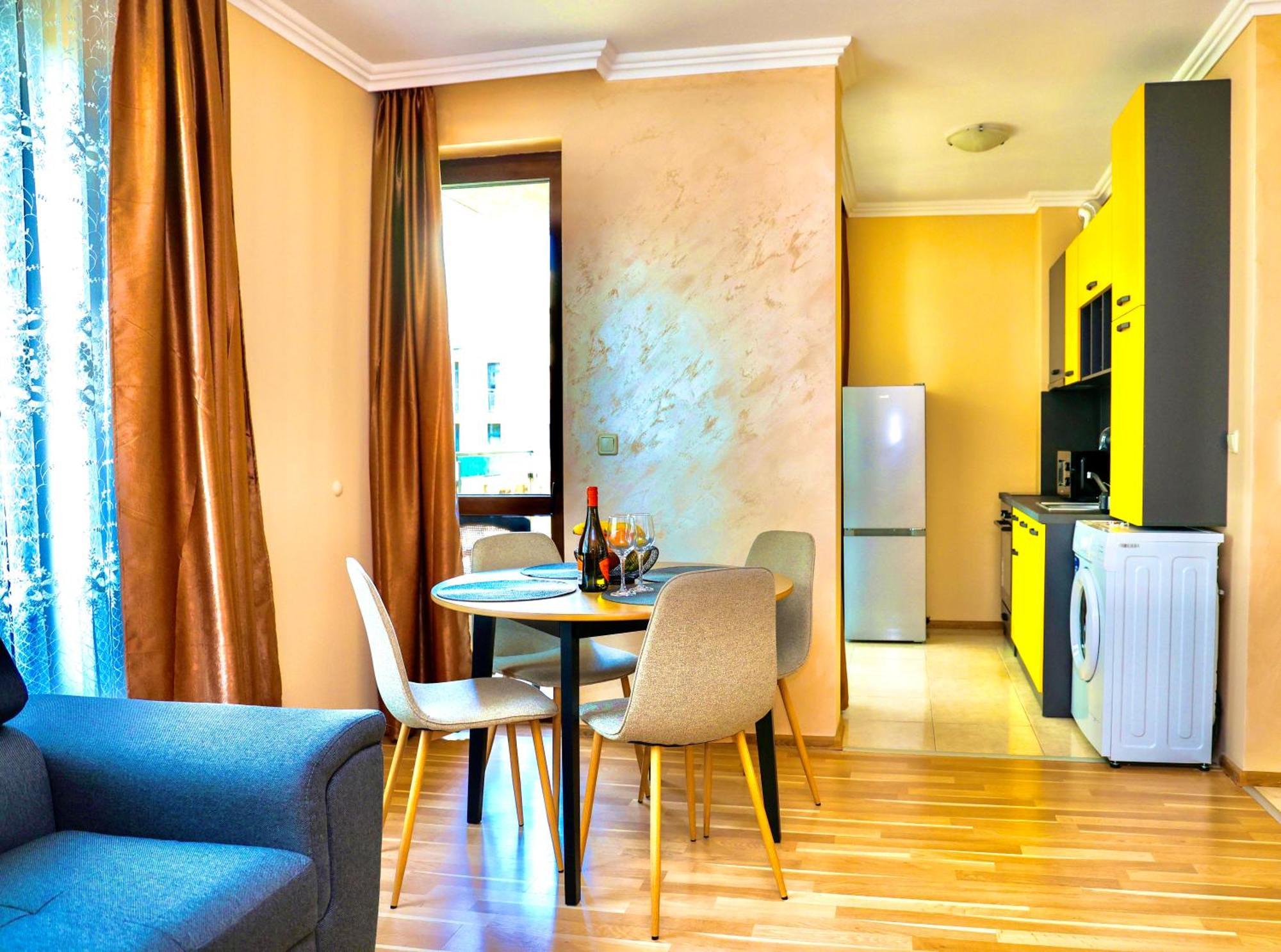 Sea Sun Holiday Apartments Солнечный берег Экстерьер фото